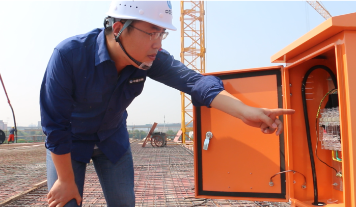 9、盛賀偉（查看朱家橋污水處理廠提標改造工地）